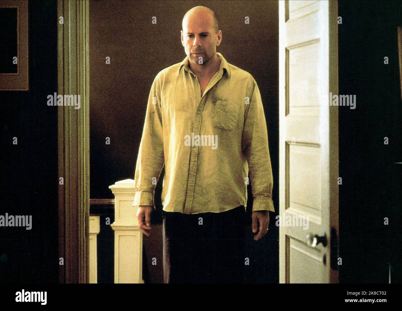 bruce-willis-film-unbreakable-usa-2000-characters-david-dunn