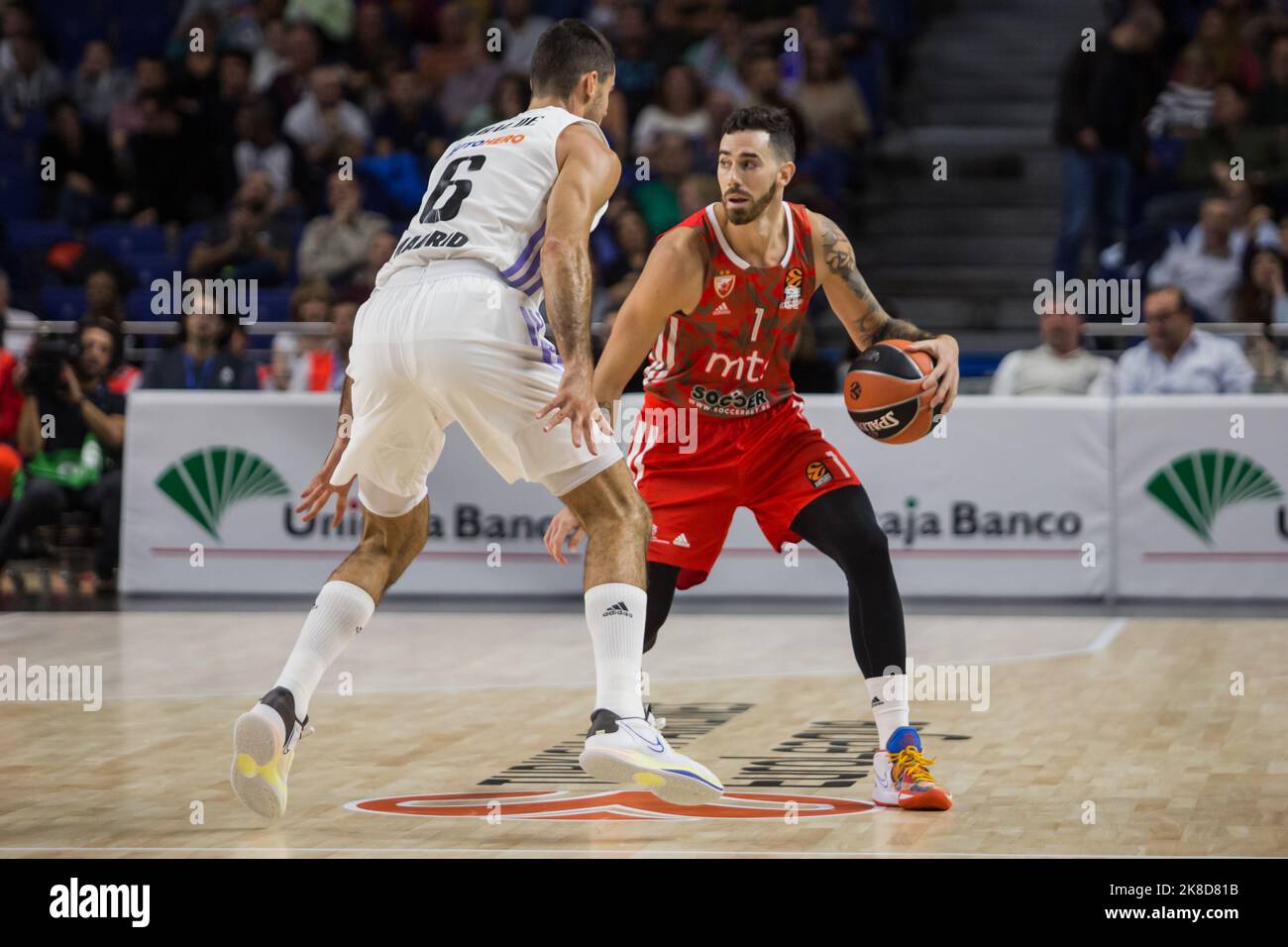 Madrid, Spain. 21st Oct, 2022. Alberto Abalde (L) and Luca Vildoza (R)during Real Madrid victory over Crvena Zvezda mts Belgrade 72 - 56 in Turkish Airlines Euroleague regular season game (round 4) celebrated at WiZink Center in Madrid (Spain). October 21st 2022. (Photo by Juan Carlos García Mate/Pacific Press/Sipa USA) Credit: Sipa USA/Alamy Live News Stock Photo