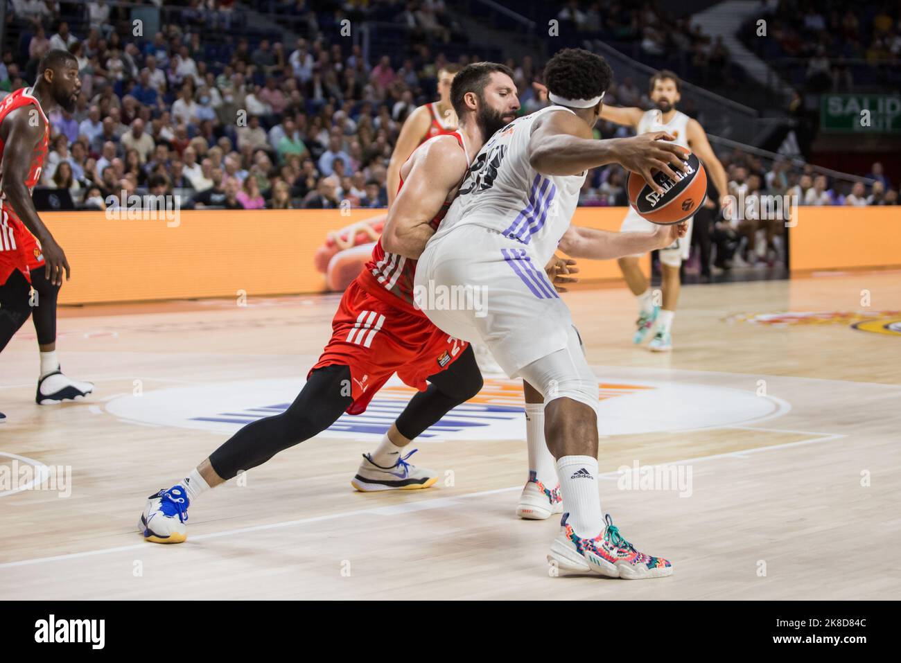 Madrid, Spain. 21st Oct, 2022. Stefan Markovic (L) and Guerschon Yabusele(R)during Real Madrid victory over Crvena Zvezda mts Belgrade 72 - 56 in Turkish Airlines Euroleague regular season game (round 4) celebrated at WiZink Center in Madrid (Spain). October 21st 2022. (Photo by Juan Carlos García Mate/Pacific Press/Sipa USA) Credit: Sipa USA/Alamy Live News Stock Photo