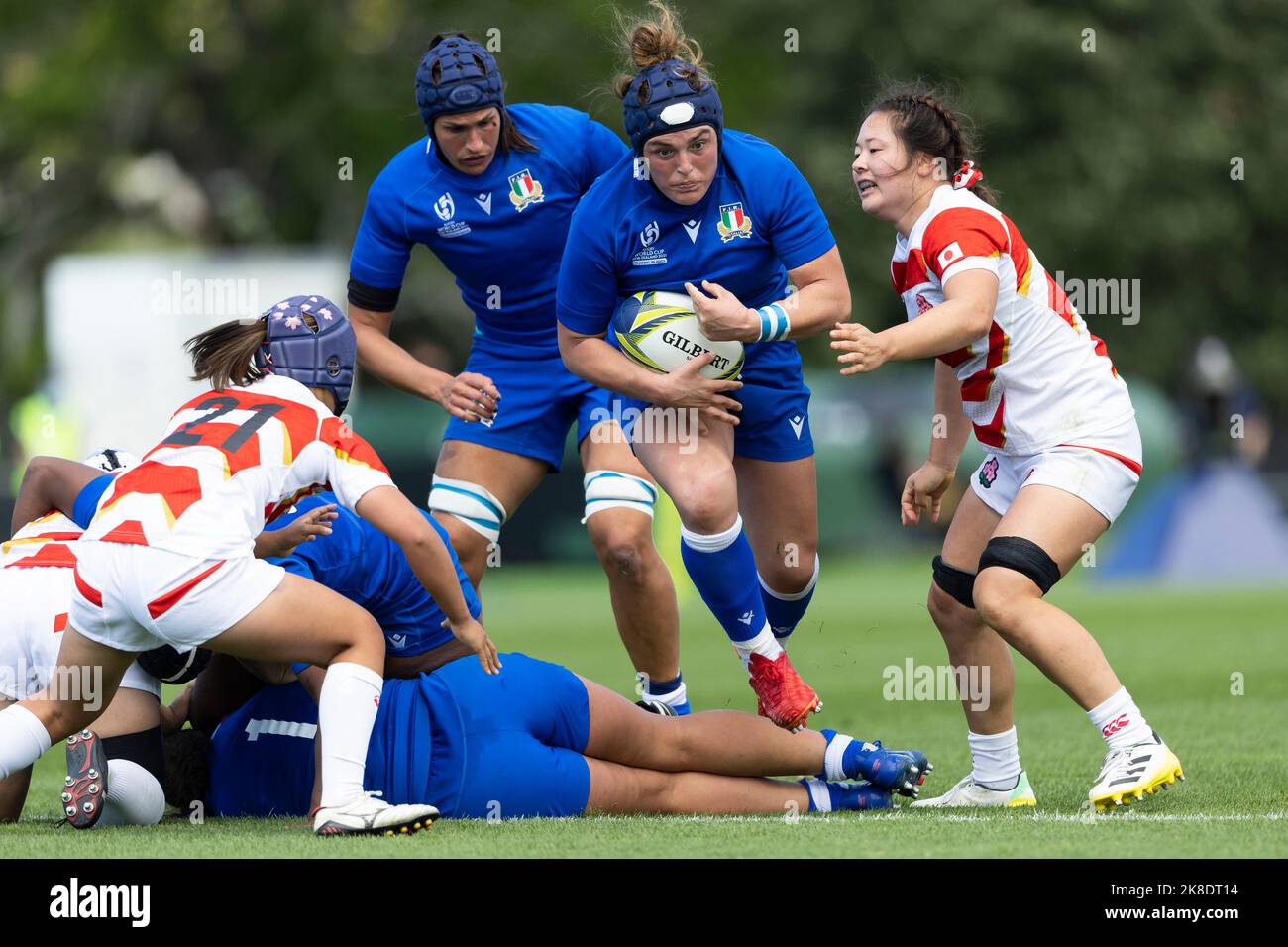 Italy's Melissa Bettoni during the Women's Rugby World Cup pool B match at Waitakere Stadium in Auckland, New Zealand. Picture date: Sunday October 23, 2022. Stock Photo