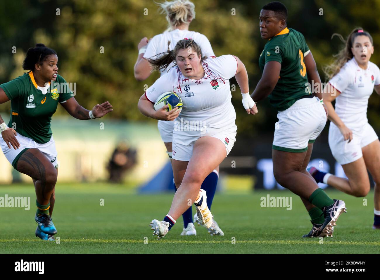 England's Vickii Cornborough during the Women's Rugby World Cup pool C match at Waitakere Stadium in Auckland, New Zealand. Picture date: Sunday October 23, 2022. Stock Photo