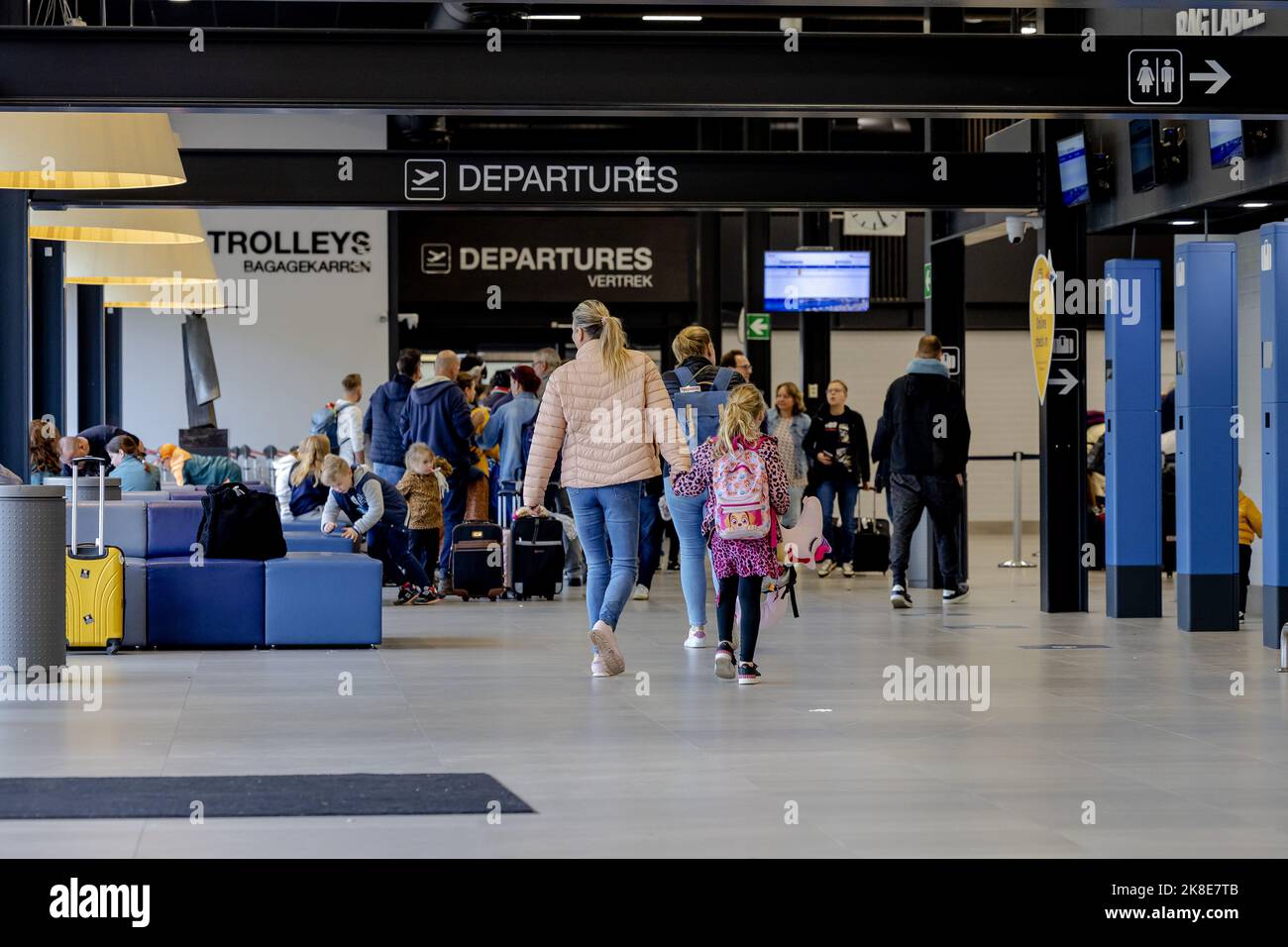 2022-10-23 09:26:45 MAASTRICHT - Travelers at Maastricht Aachen Airport. Schiphol buys itself from Limburg airport for 4 million euros. ANP ROBIN VAN LONKHUIJSEN netherlands out - belgium out Stock Photo