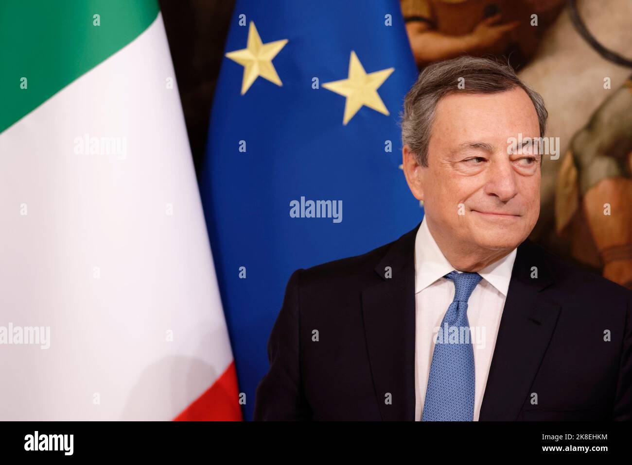 Italy's outgoing prime minister, Mario Draghi waves after the cabinet minister bell handover ceremony at Palazzo Chigi in Rome on October 23, 2022. Stock Photo