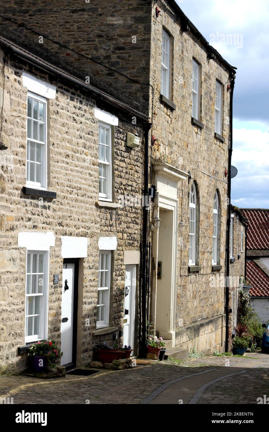 Stone houses in the centre of Richmond, North Yorkshire, UK Stock Photo