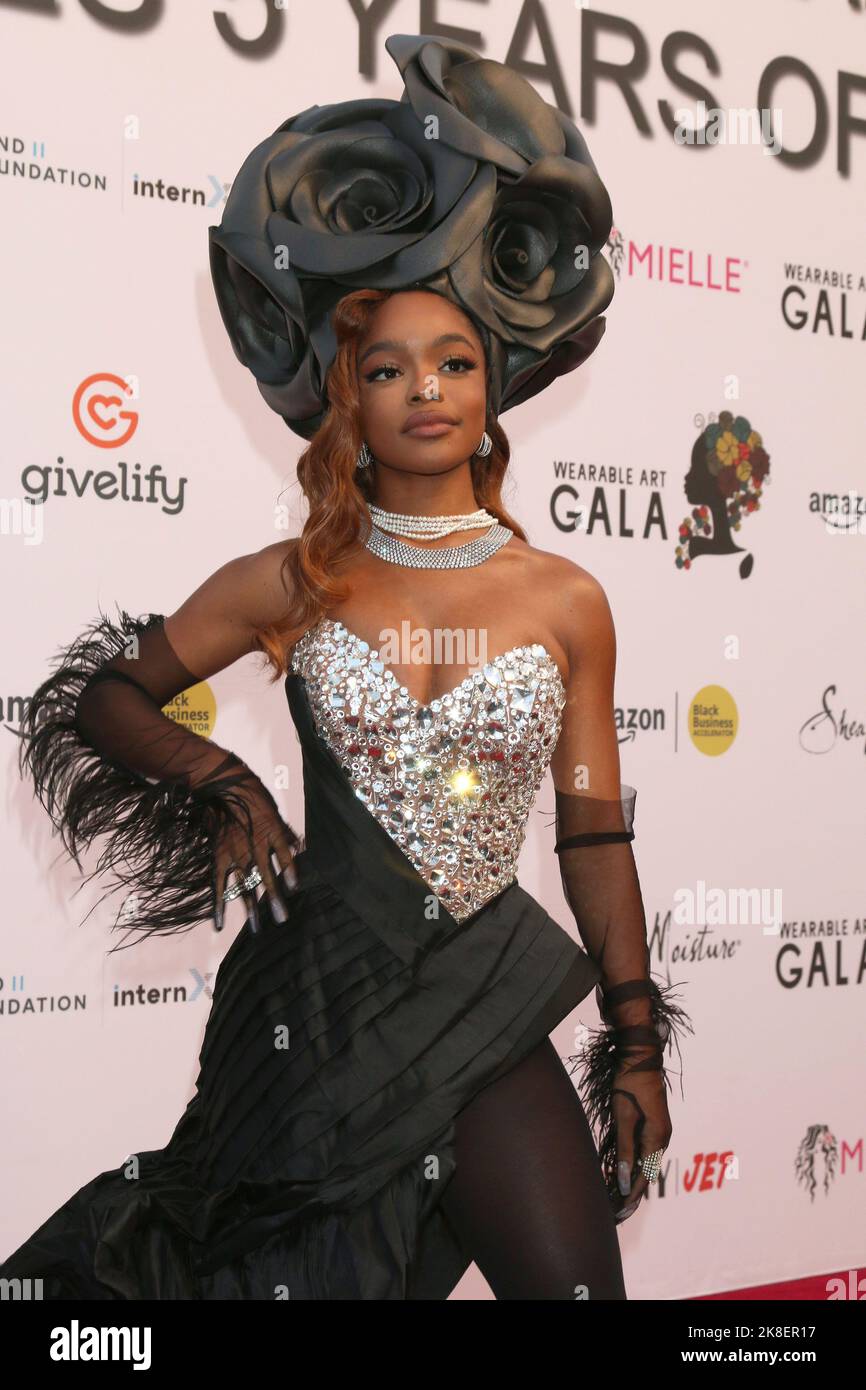 LOS ANGELES - OCT 22: Marsai Martin at the 5th Annual Wearable Art Gala