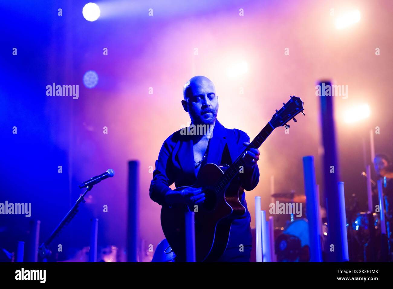 Naples, Salerno, Italy. 22nd Oct, 2022. Giuliano Sangiorgi, singer of Italian band Negramaro, performs during the ''Unplugged European Tour'' live at Teatro Augusteo on October 22, 2022 in Naples, Italy (Credit Image: © Francesco Luciano/ZUMA Press Wire) Stock Photo