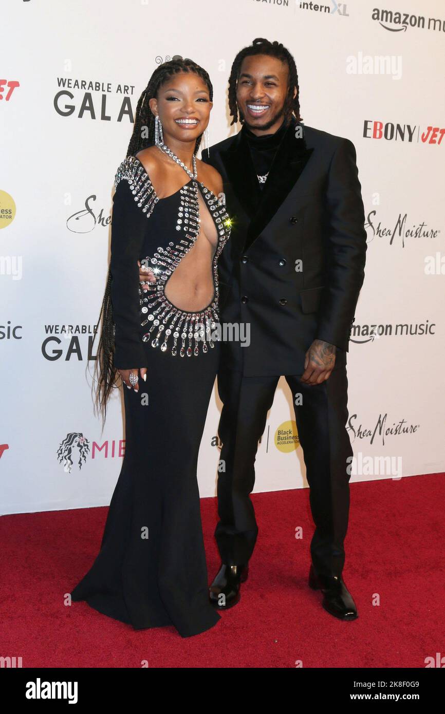 Santa Monica, CA. 22nd Oct, 2022. Halle Bailey, DDG aka Darryl Dwayne Granberry Jr at arrivals for 5th Annual Wearable Art Gala, Barker Hangar, Santa Monica, CA October 22, 2022. Credit: Priscilla Grant/Everett Collection/Alamy Live News Stock Photo