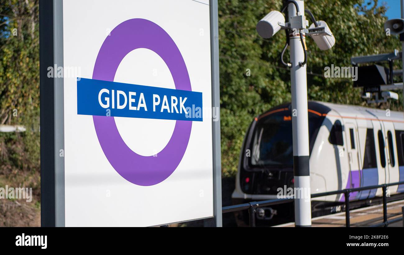Gidea park station hires stock photography and images Alamy