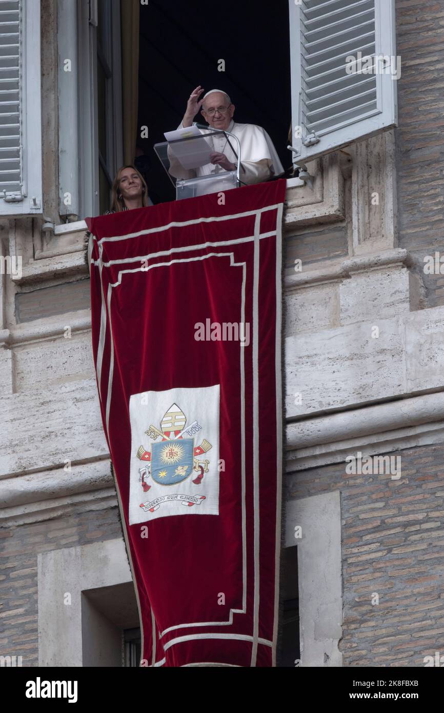 Vatican City, Vatican, 23 October, 2022. Pope Francis during the Angelus, from the window of his studio overlooking St.Peter's Square, together with some young Portuguese, kicks off registrations for the next WYD to be held in Lisbon in August 2023. Credit: Maria Grazia Picciarella/Alamy Live News Stock Photo