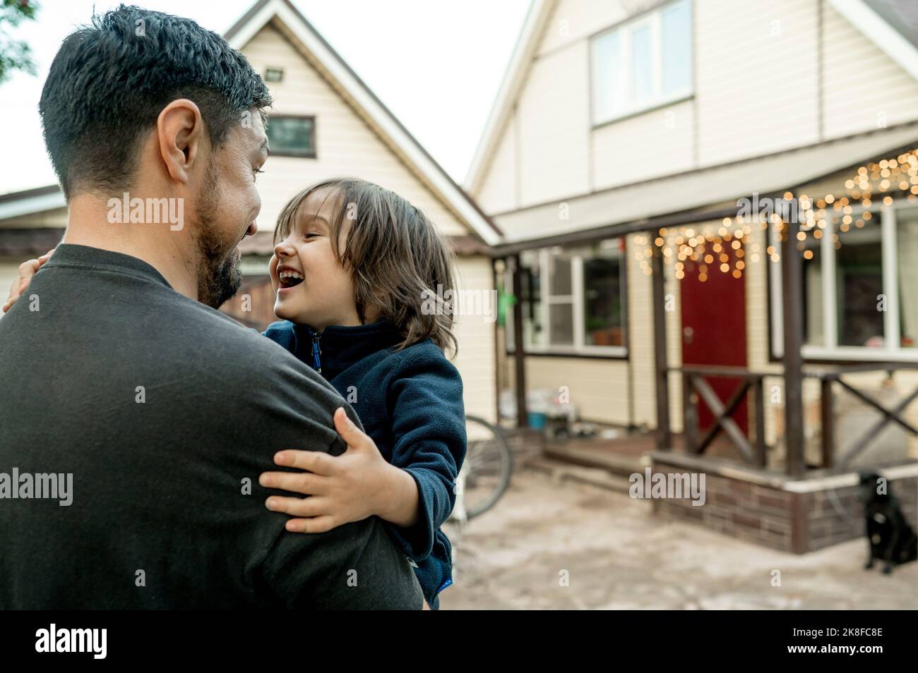 Father built house hi-res stock photography and images - Alamy