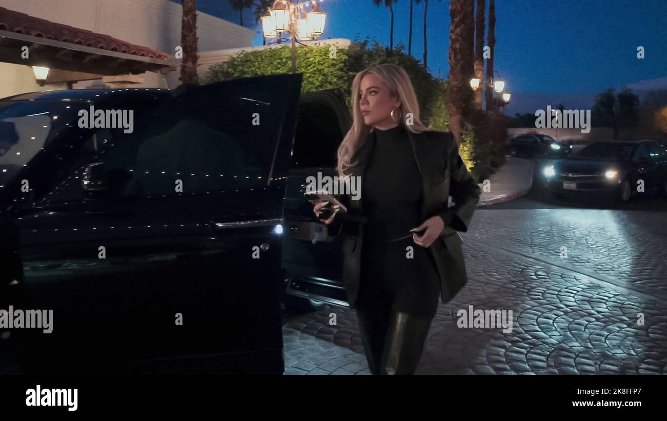 khloe-kardashian-the-kardashians-2022-life-can-change-on-a