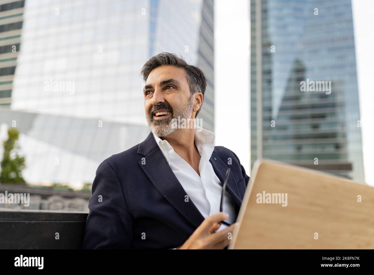 High retaining wall hi-res stock photography and images - Alamy