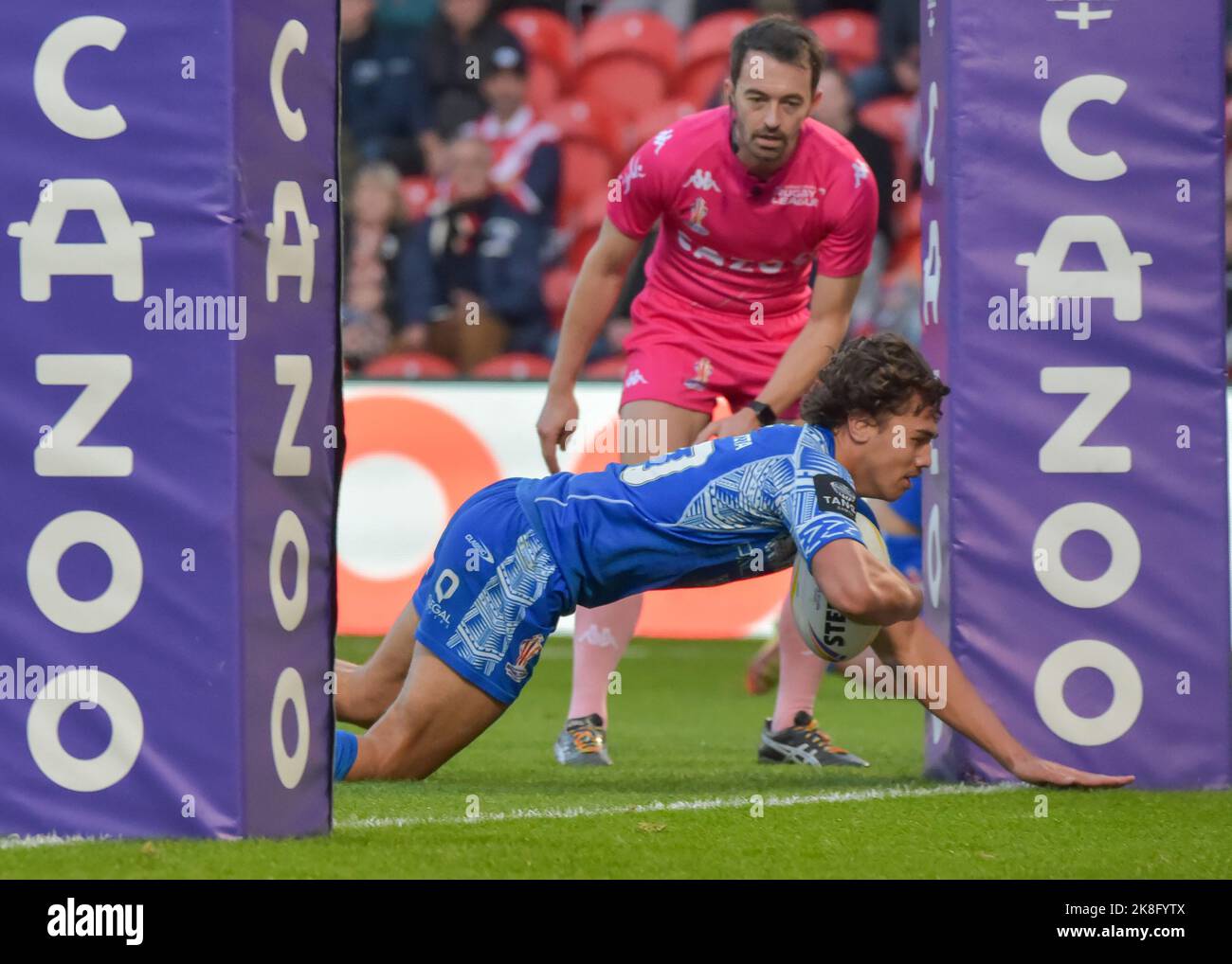 Doncaster, South Yorkshire, UK on October 23, 2022 Chanel Harris-Tavita of Samoa scores try   Rugby League World Cup 2021 group A match between Samoa V Greece at the Eco-Power Stadium, Doncaster, South Yorkshire, UK on October 23, 2022   (Photo by Craig Cresswell/Alamy Live News) Stock Photo