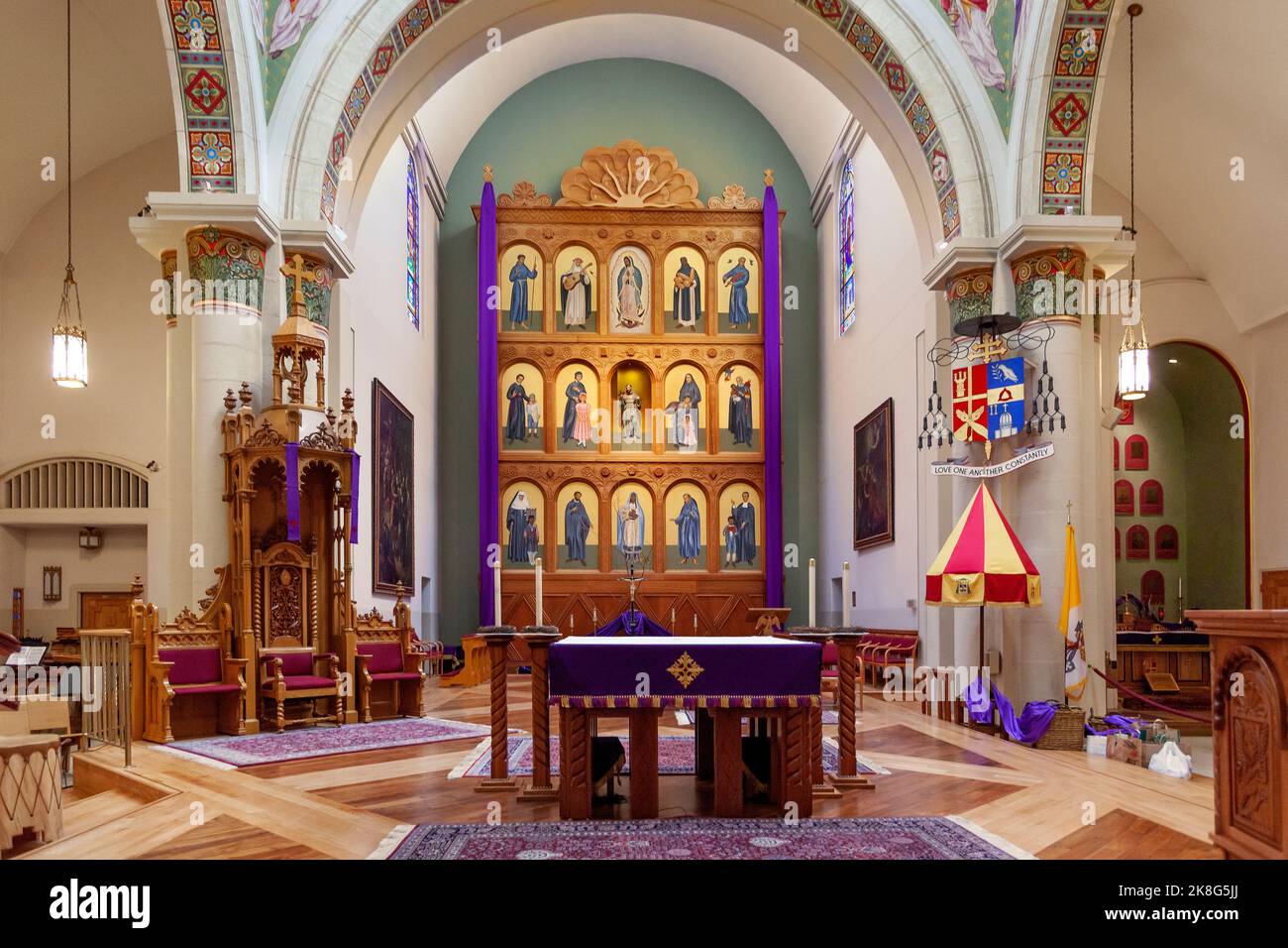 The Cathedral Basilica of Saint Francis of Assisi - Catedral basílica de San Francisco de Asís in Santa Fe, New Mexico altar screen, a reredos, was cr Stock Photo