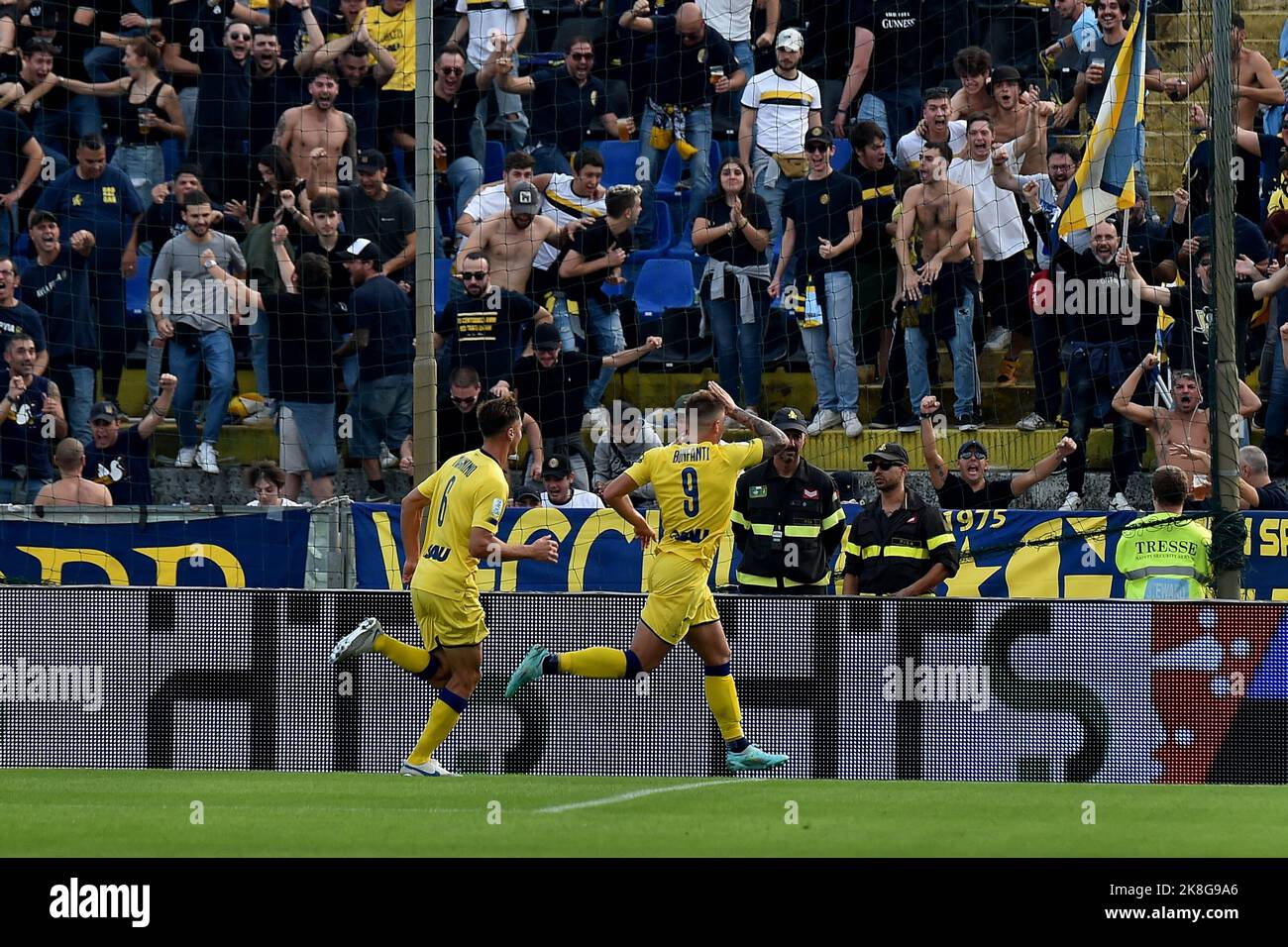 Modena fc fans hi-res stock photography and images - Alamy