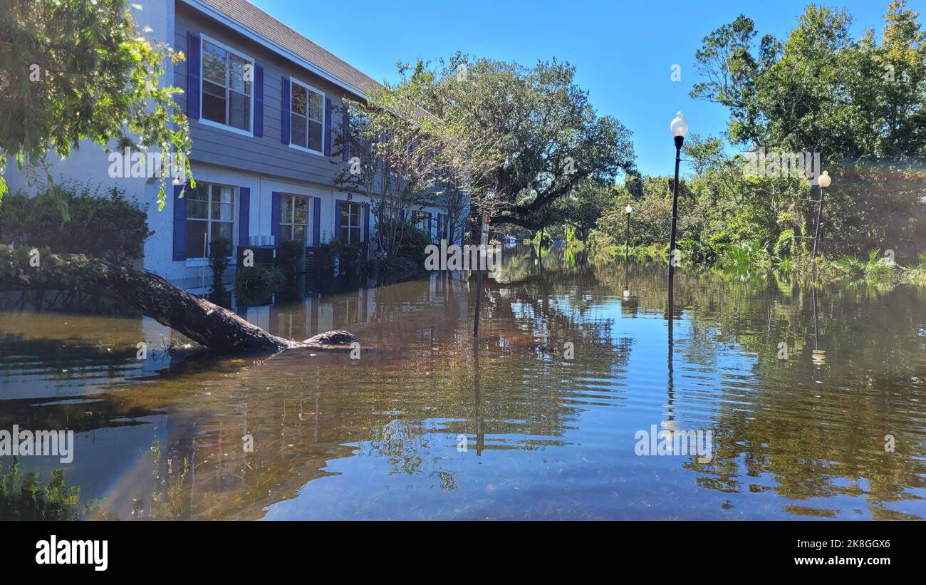 Orlando October 2 2022 Abandoned - Orlando October 2 2022 Abandoned Neighborhood Flooding By Hurricane Ian Central Florida Floods 2K8GGX6 