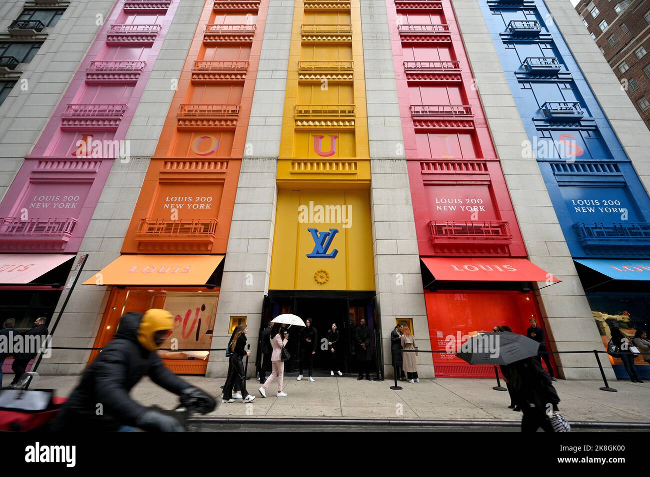 Former Barney's department store painted exterior for Louis Vuitton's 200  Trunks, 200 Visionaries: The Exhibition, New York, NY, October 23, 2022.  (Photo by Anthony Behar/Sipa USA Stock Photo - Alamy