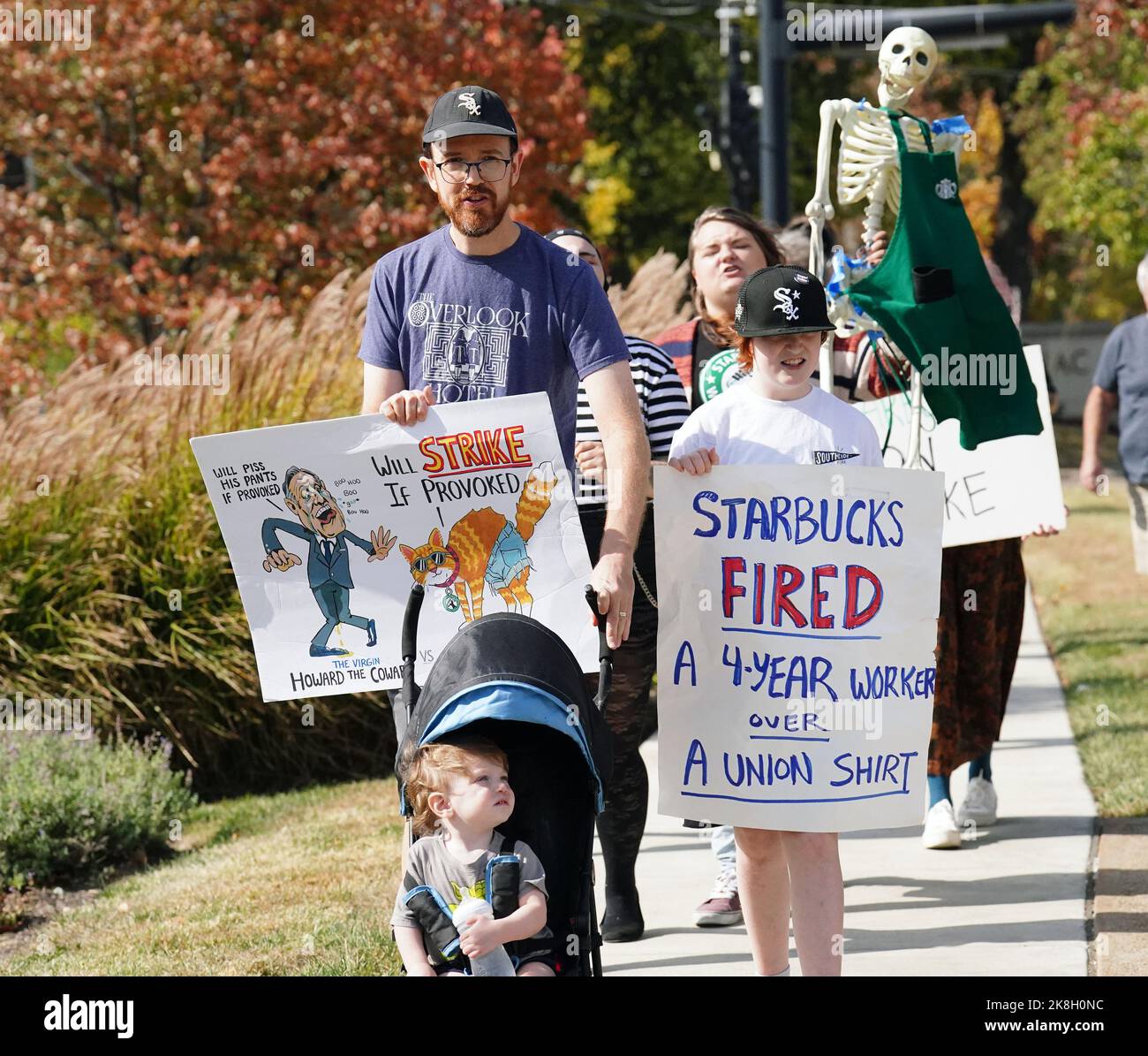 Ladue, United States. 23rd Oct, 2022. Striking Starbucks Coffee workers march near their shuttered coffee shop, holding signs demanding their inclusion into a union, in Ladue, Missouri on Sunday, October 23, 2022. Starbucks employees across the country are asking to be union members for better working conditions but reportedly have been fired as retaliation. Photo by Bill Greenblatt/UPI Credit: UPI/Alamy Live News Stock Photo