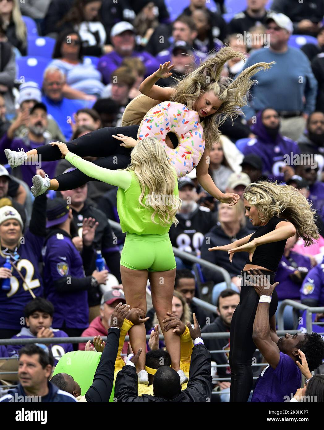Baltimore, United States. 23rd Oct, 2022. Baltimore Ravens cheerleaders