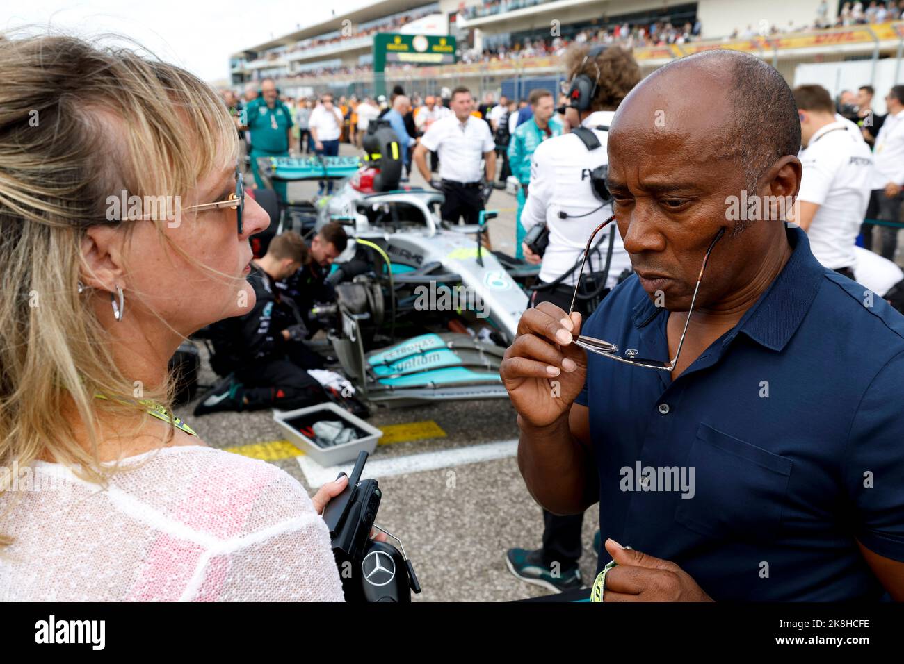 Austin, USA. 23rd Oct, 2022. Linda and Anthony Hamilton, F1 Grand Prix of USA at Circuit of The Americas on October 23, 2022 in Austin, United States of America. (Photo by HIGH TWO) Credit: dpa/Alamy Live News Stock Photo