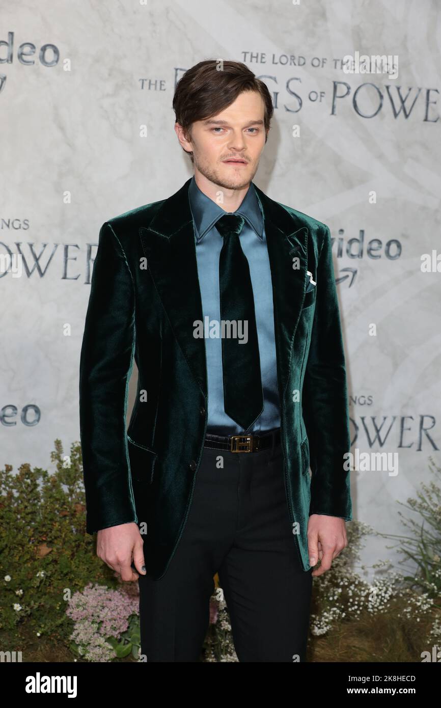 Robert Aramayo attends the World premiere of "The Lord Of The Rings ...