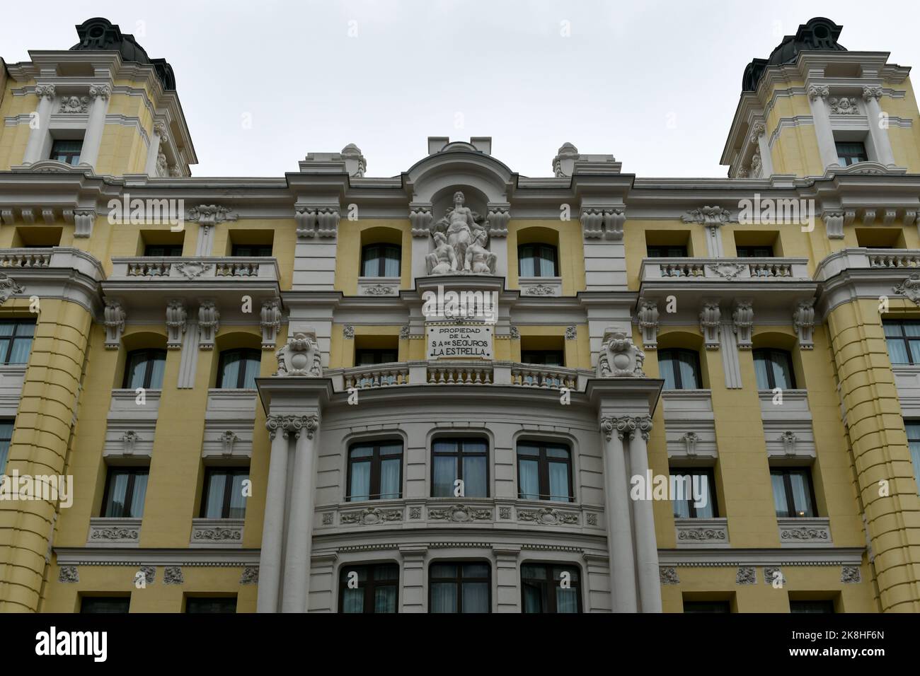 Insurance company spain hires stock photography and images Alamy