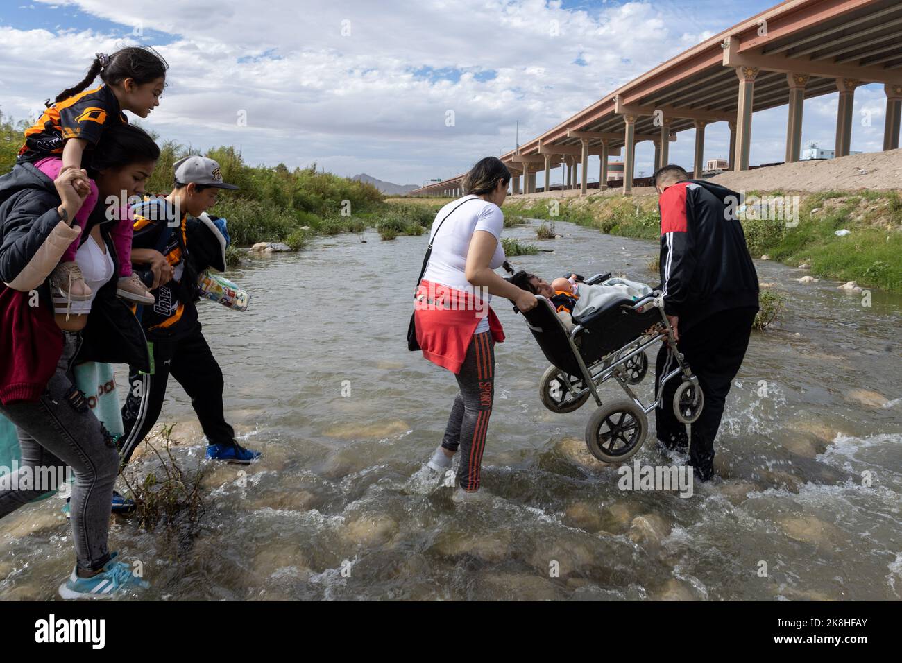 Juarez, Chihuahua, Mexico. 23rd Oct, 2022. Migrants from Venezuela
