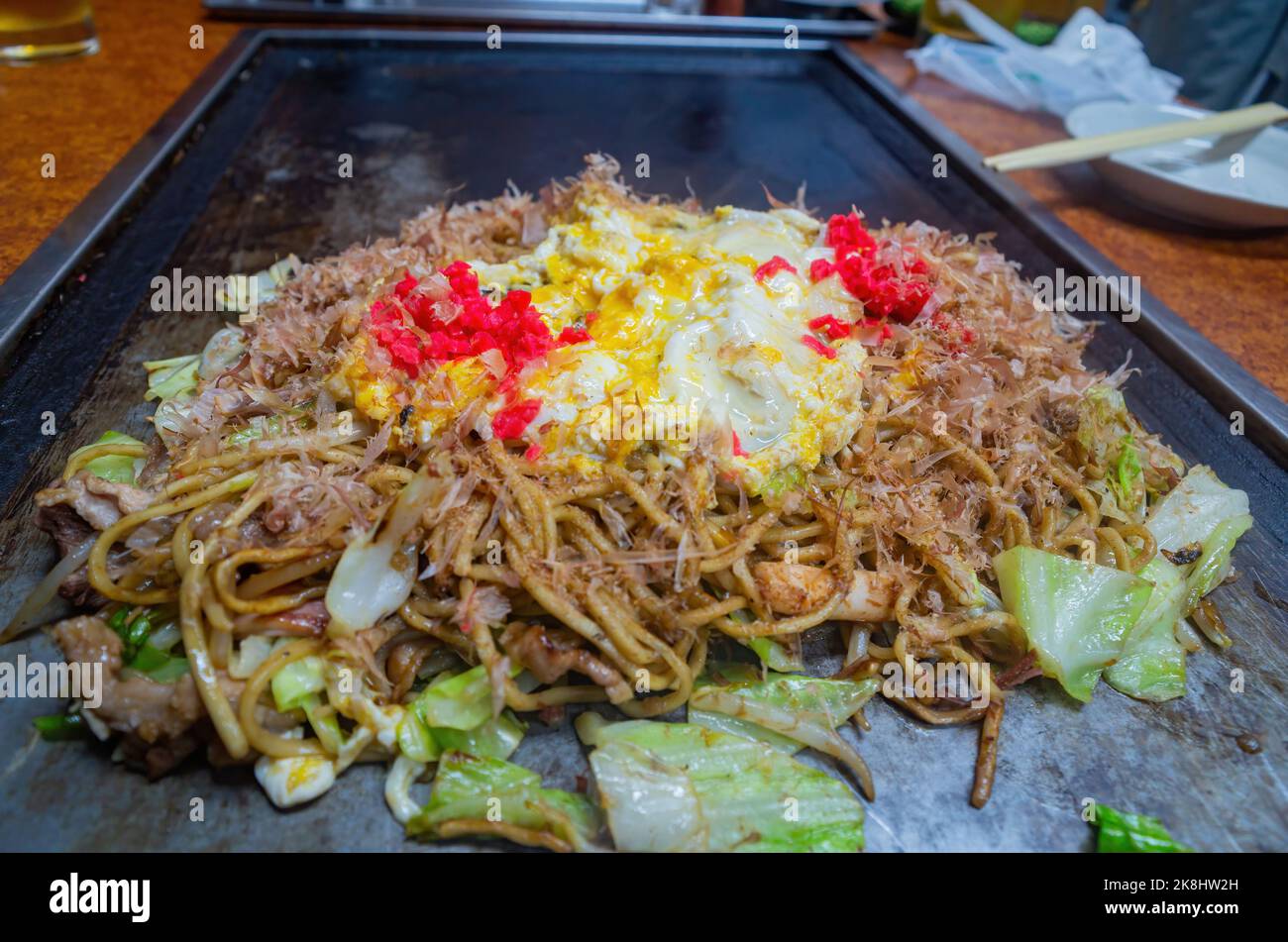 Teppanyaki noodles hires stock photography and images Alamy