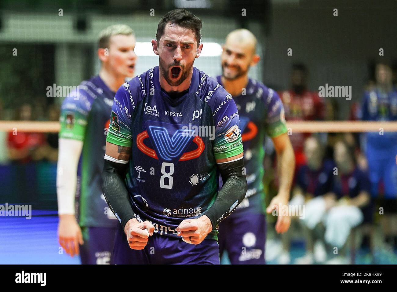 AGSM Forum, Verona, Italy, March 12, 2022, Gianlorenzo Blengini - Head  Coach - Cucine Lube Civitanova during an time-out during Verona Volley vs  Cucine Lube Civitanova - Volleyball Italian Serie A Men