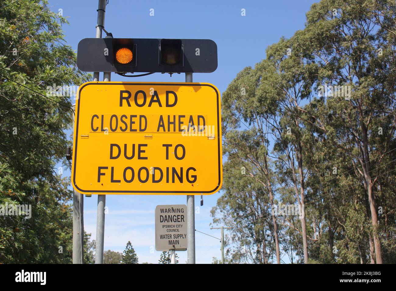 Road Closure Signs on Mt Crosby Road due to flooding in Brisbane