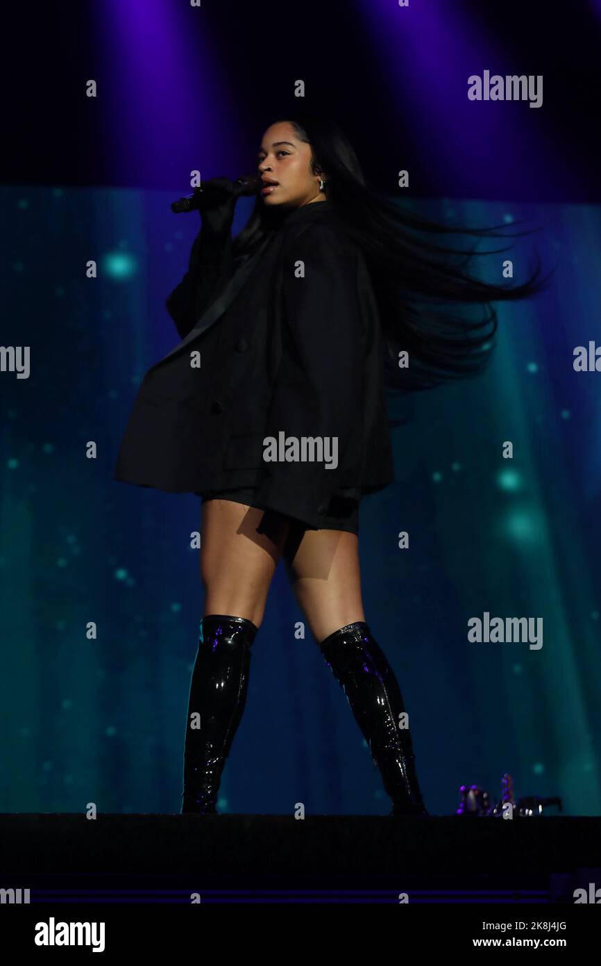 Ella Mai performs during The Mary J. Blige Good Morning Gorgeous Tour
