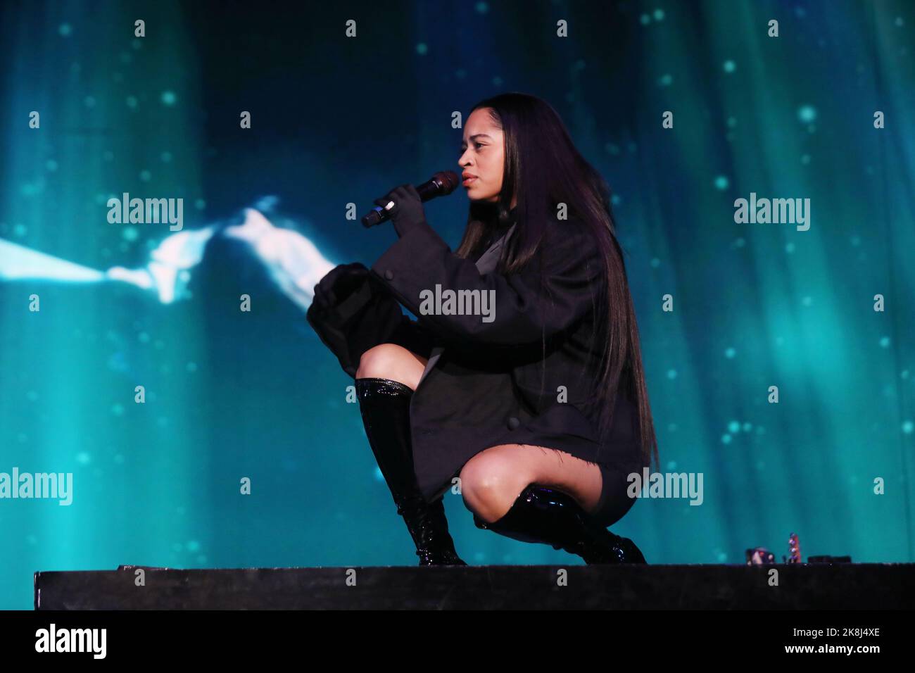 Ella Mai performs during The Mary J. Blige Good Morning Gorgeous Tour
