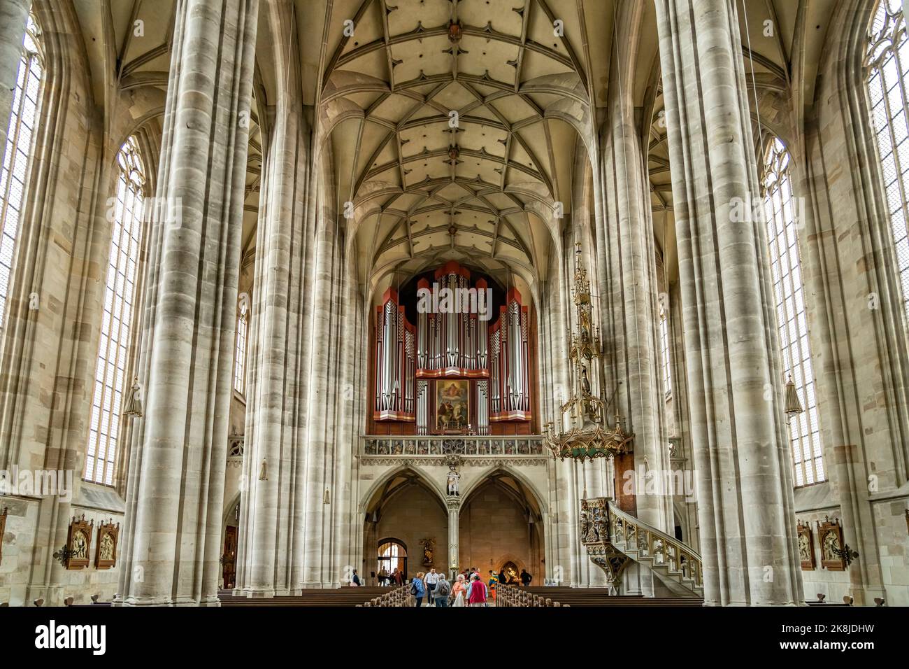 Kirchenorgel  der katholischen Stadtpfarrkirche St. Georg, Dinkelsbühl, Mittelfranken, Bayern, Deutschland  |  Church organ of the catholic parish chu Stock Photo