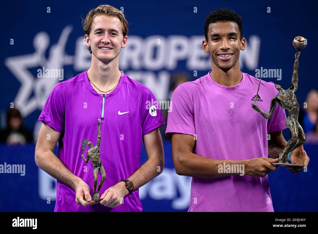 US Sebastian Korda and Canadian Felix Auger-Aliassime pictured during ceremony after the men's singles final match between Canadian Auger-Aliassime and American Corda, at the European Open Tennis ATP tournament, in Antwerp, Sunday 23 October 2022. BELGA PHOTO LAURIE DIEFFEMBACQ Stock Photo