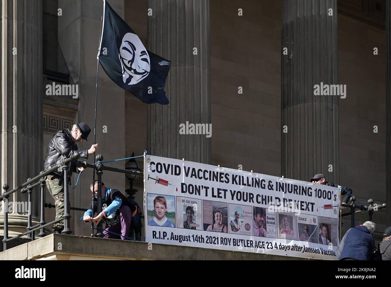 Anti vax protestors hi-res stock photography and images - Alamy