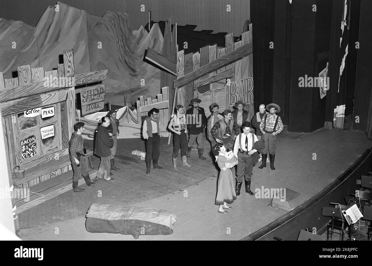 19530923 hi-res stock photography and images - Alamy