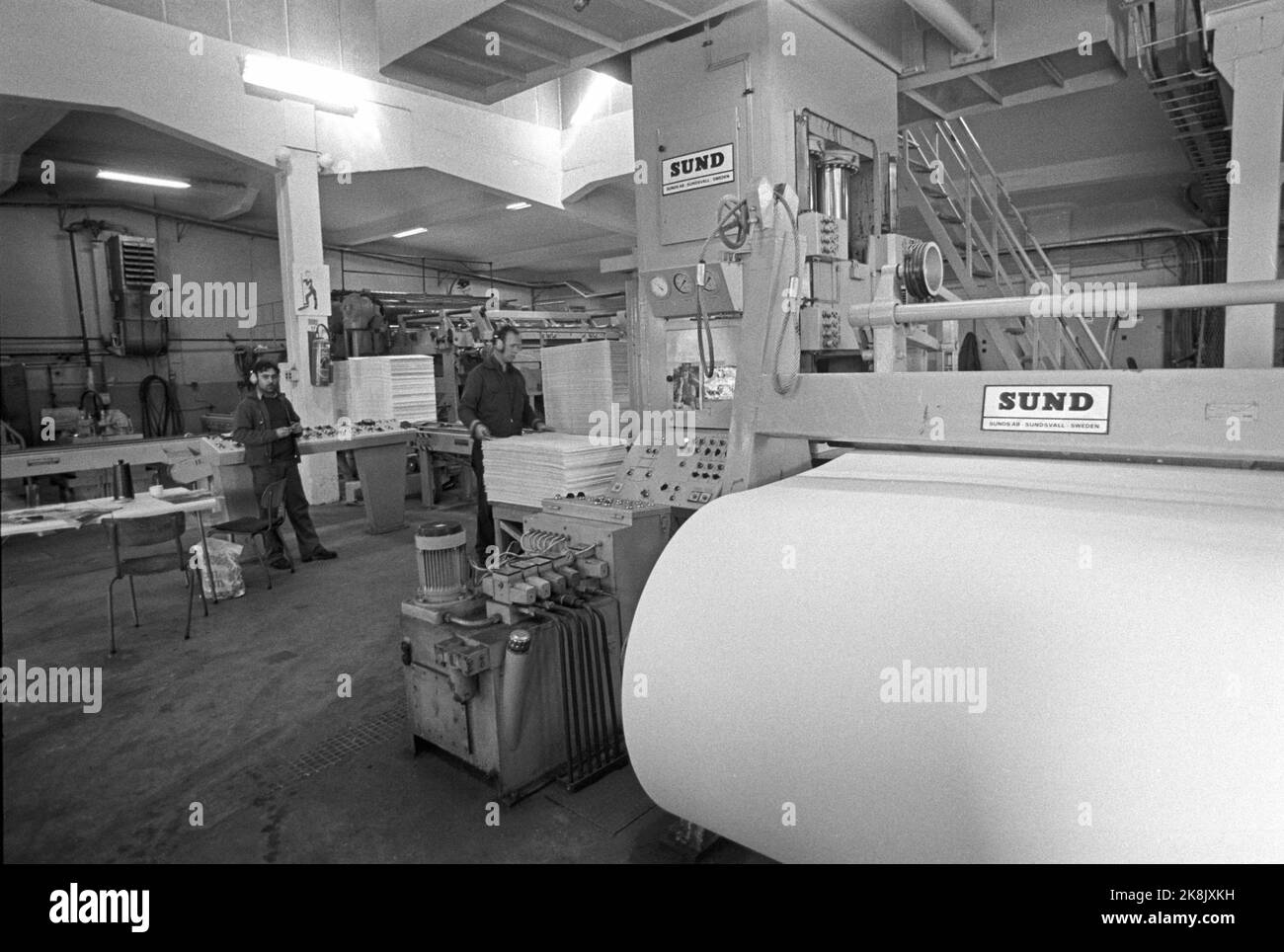 Greaker 19770513. Greaker Industrier. Wood processing. Paper production ...