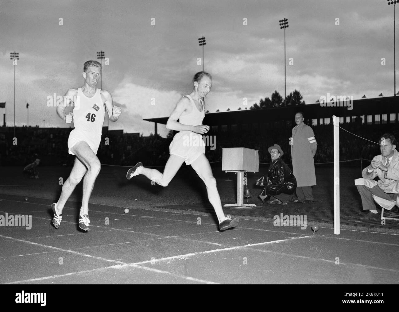audun-th-erik-sarto-go-over-the-goal-photo-hi-res-stock-photography-and