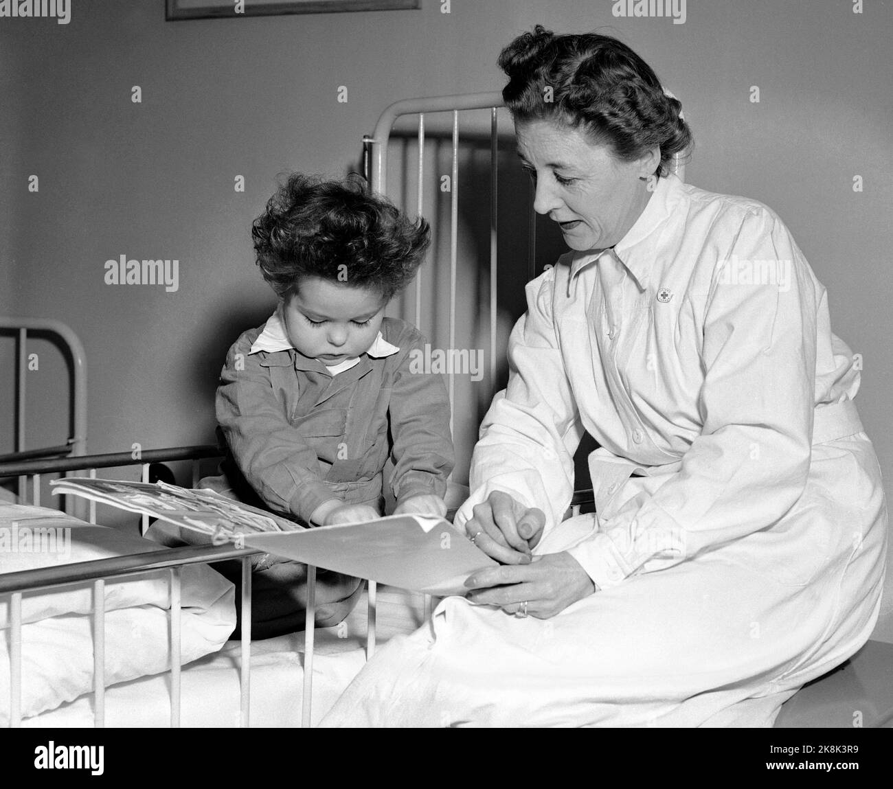 Hospital Initiative Black And White Stock Photos Images Alamy hospital-initiative-black-and-white-stock-photos-images-alamy