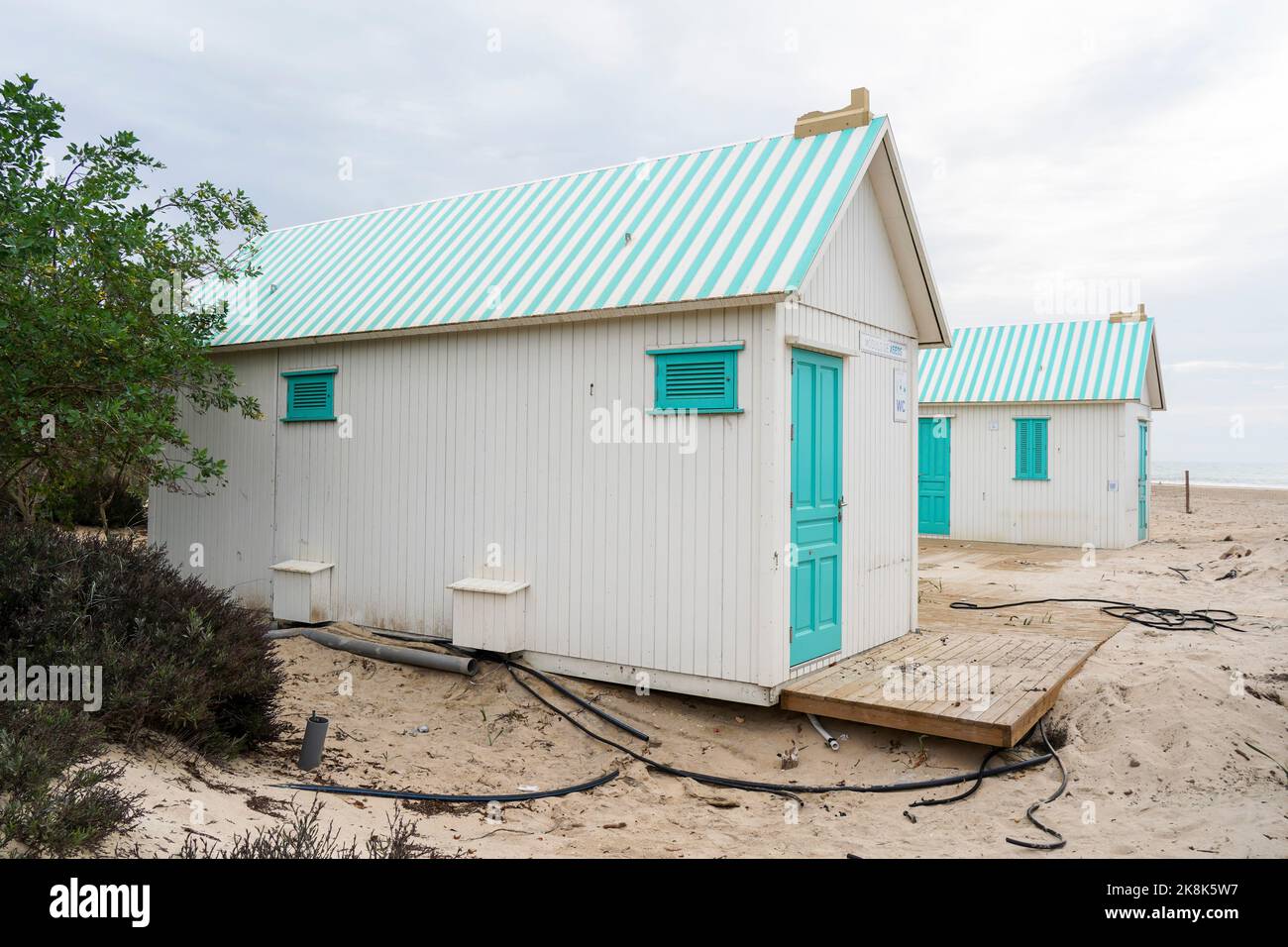 Beach houses, green cabins, service huts, toilets Cadiz, Costa de la