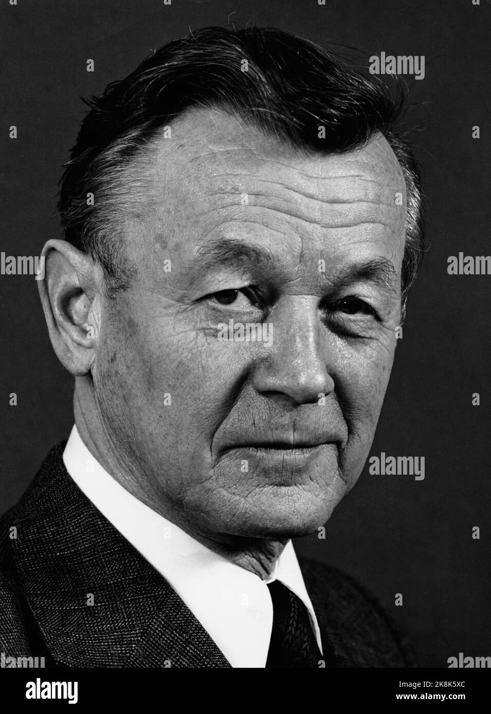 Portrait of CEO Sigurd Aalefjær. Educated building engineer from NTH. In the reorganization of NVE in 1960, development and operation were gathered in the Directorate for the State Power Plants where he became chief. Photo: Oddvar Walle Jensen / NTB Stock Photo