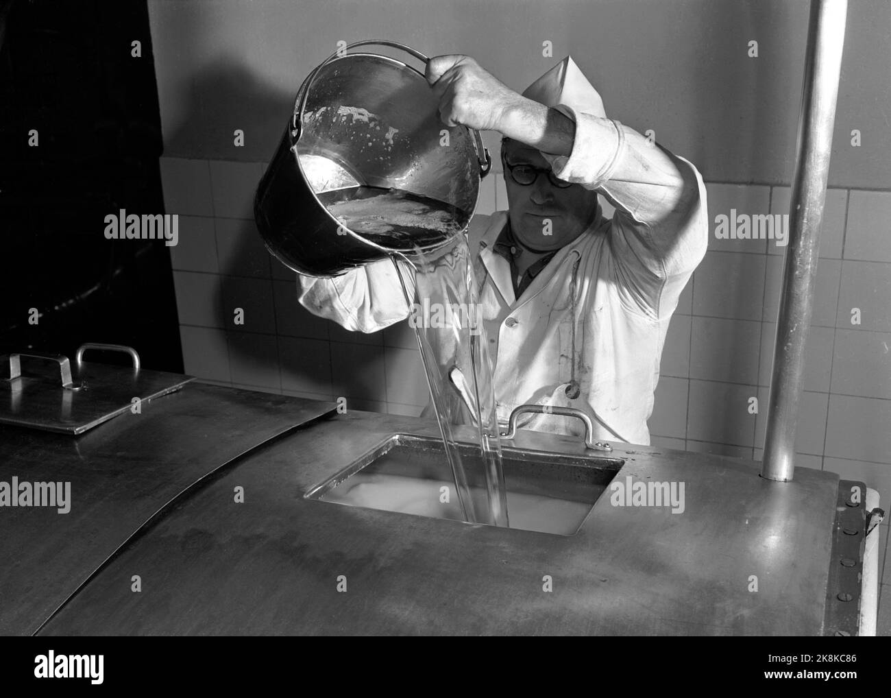 Whale oil margarine hires stock photography and images Alamy