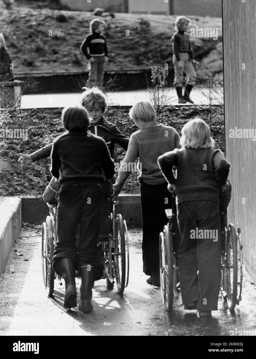 Disabled students Black and White Stock Photos & Images Alamy