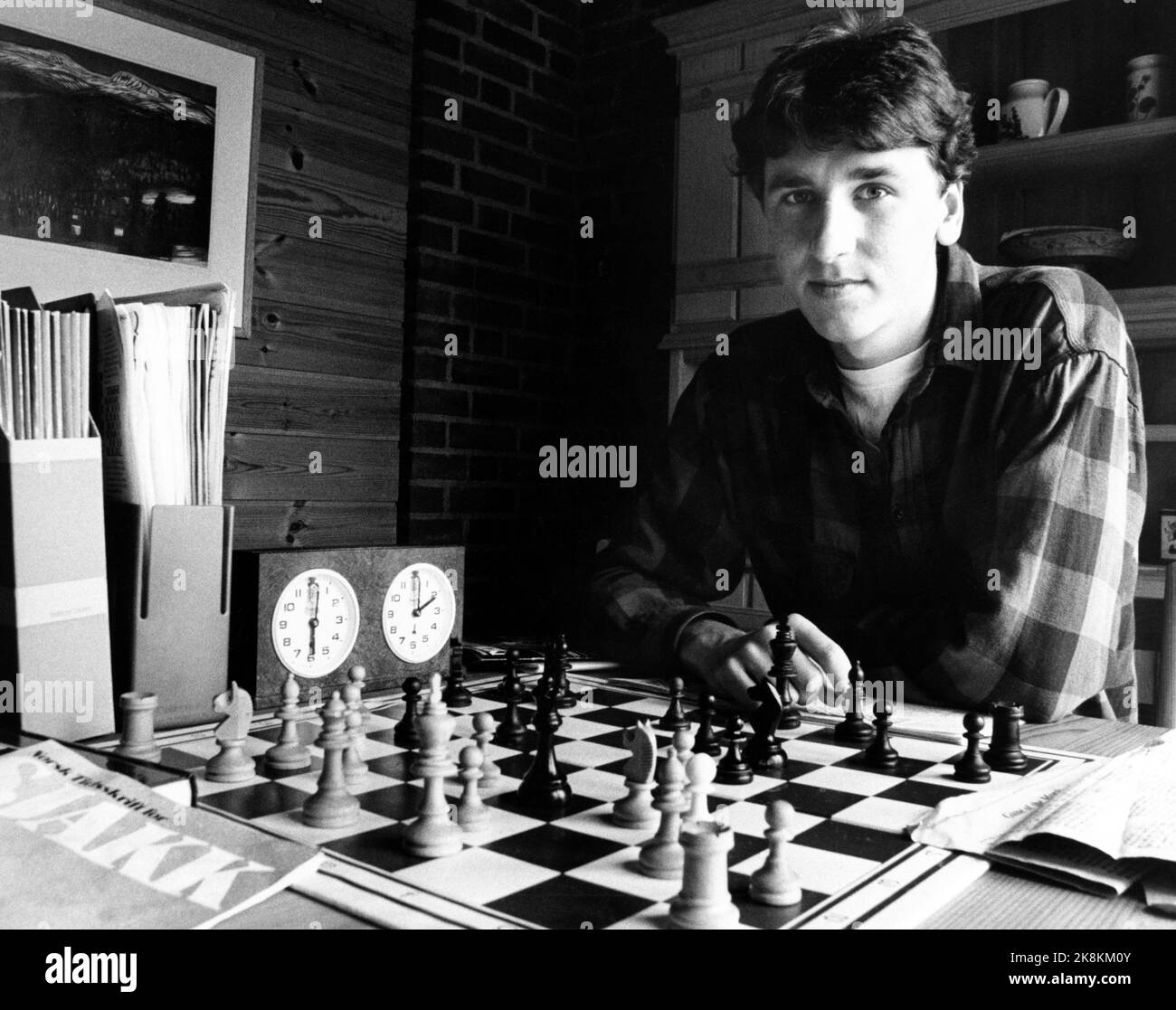 Grandmaster chess Black and White Stock Photos & Images - Alamy