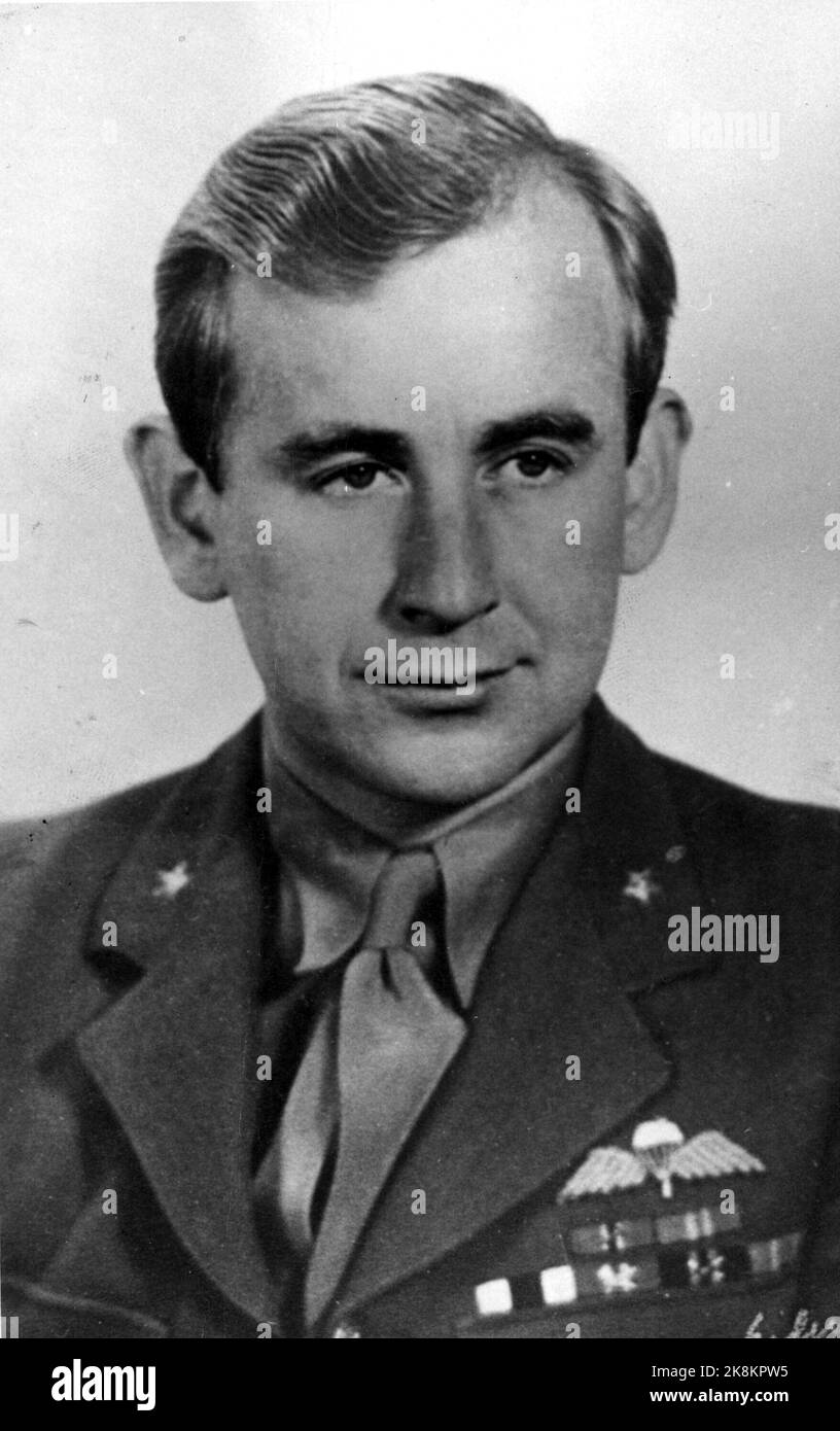 Max Manus (1914-1996), a businessman, performed as a lieutenant in Kompani Linge sabotage actions in Norway during the occupation. Lowering German troop ships. Highly decorated. Photo undated, but probably taken right after the war. Photo: NTB Archive / NTB   Photo: NTB archive Stock Photo