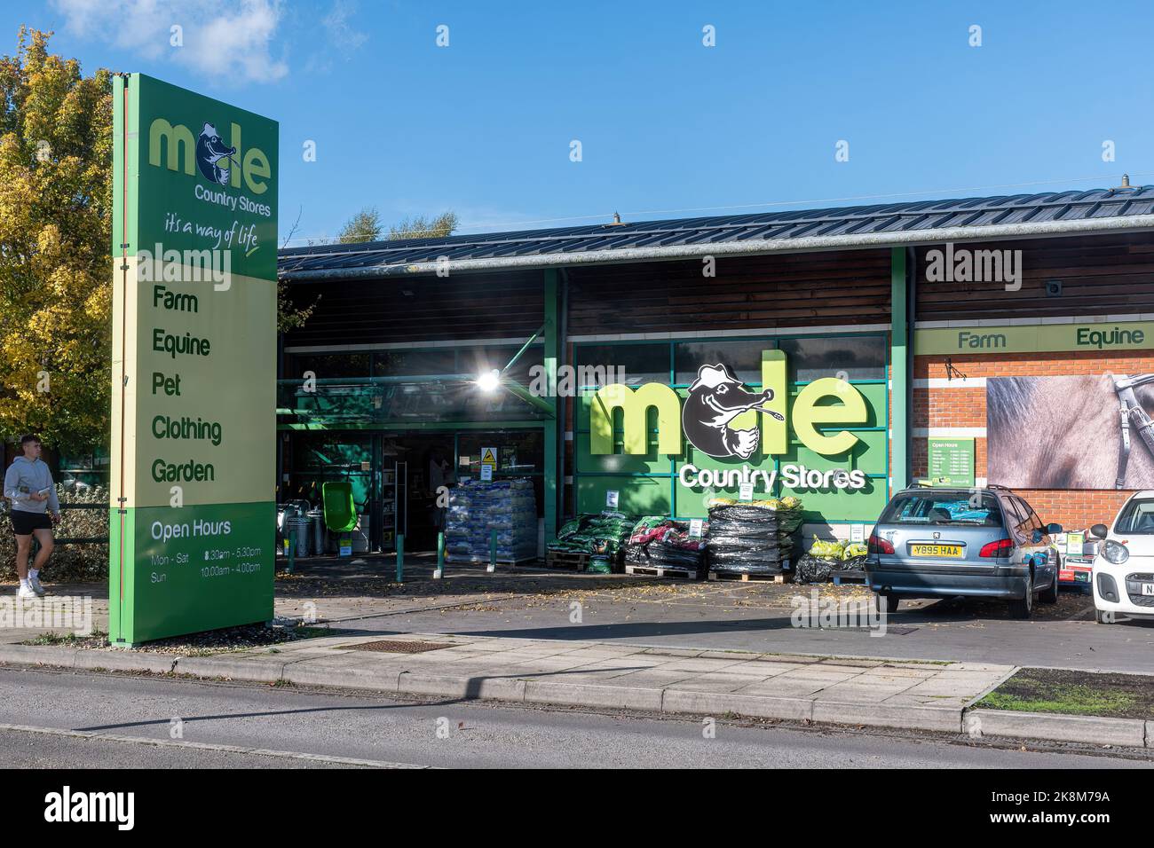 Mole Country Stores in Romsey, Hampshire, England, UK, branch of the agricultural and rural retailer Stock Photo