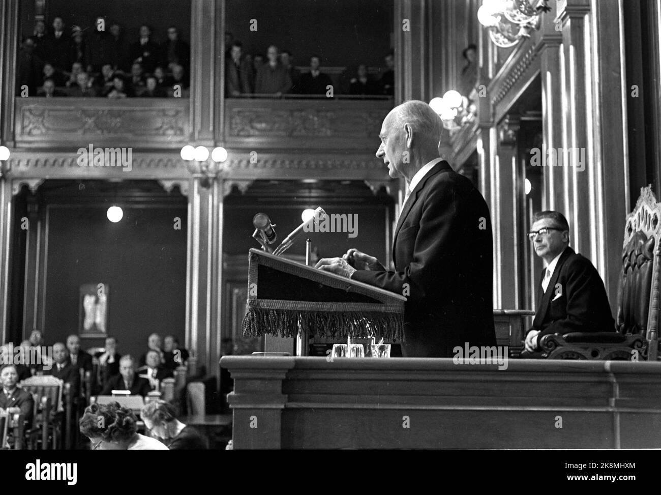 Oslo 19651011 The Storting was opened according to the parliamentary elections, which gave the change of government. Prime Minister Einar Gerhardsen on the pulpit after declaring that the government will submit its farewell application. Photo: NTB / NTB Stock Photo