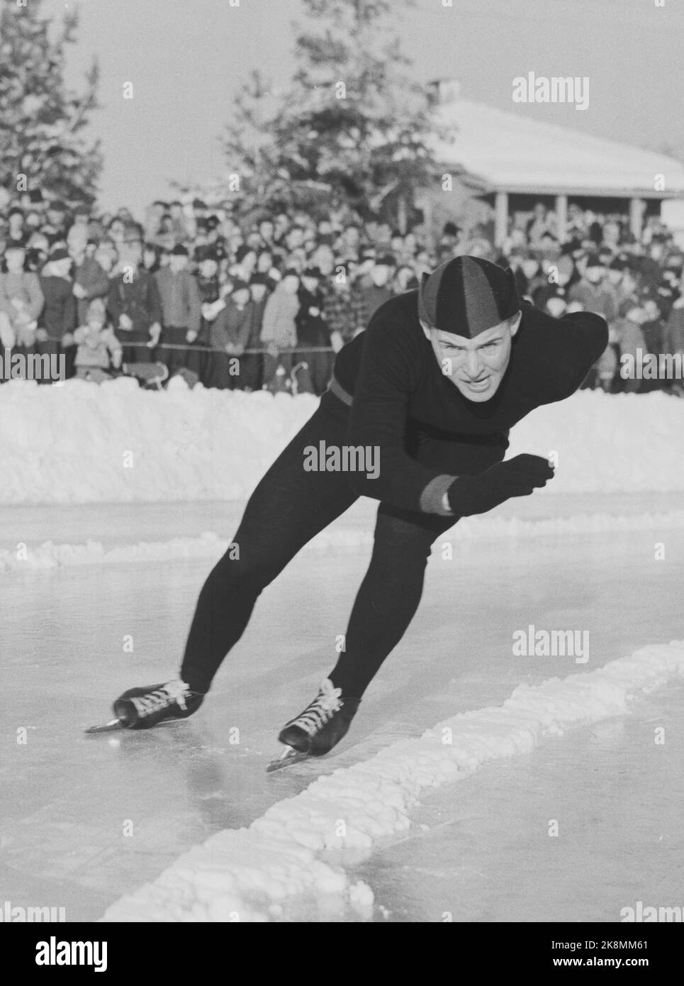 Notodden 19580118-19. NM skates Norwegian champion Knut Johannesen "Kuppern" in action under the NM. Photo: Current / NTB Stock Photo