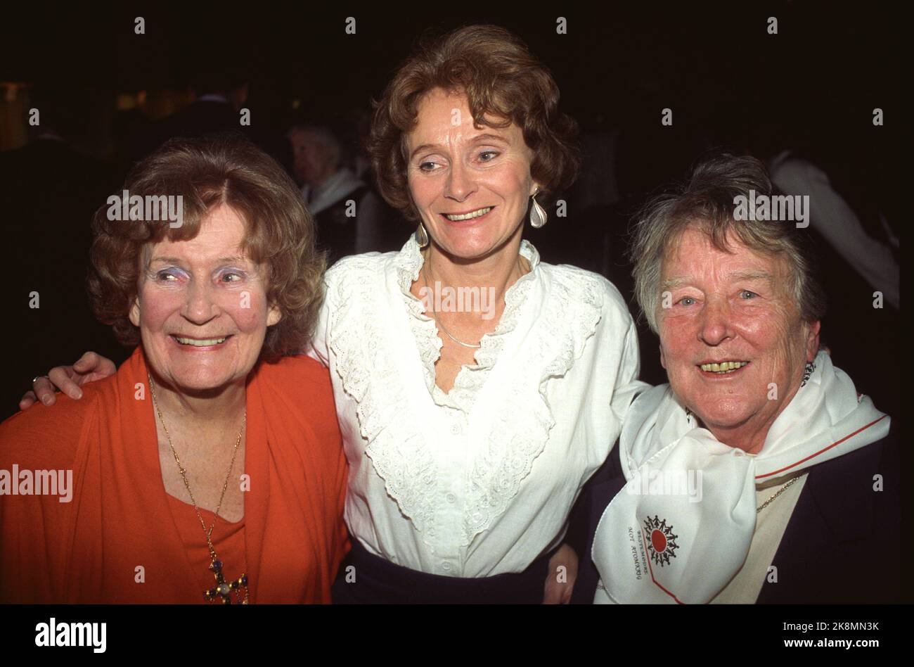 Oslo 19901126. Fritt Ord's Honor Prizes were awarded to the 'Grandmothers in the Storting Square'. From left Elisabeth Gording, Sidsel Mørck and Jenny Mosland. Photo: Bjørn-Owe Holmberg NTB / NTB Stock Photo
