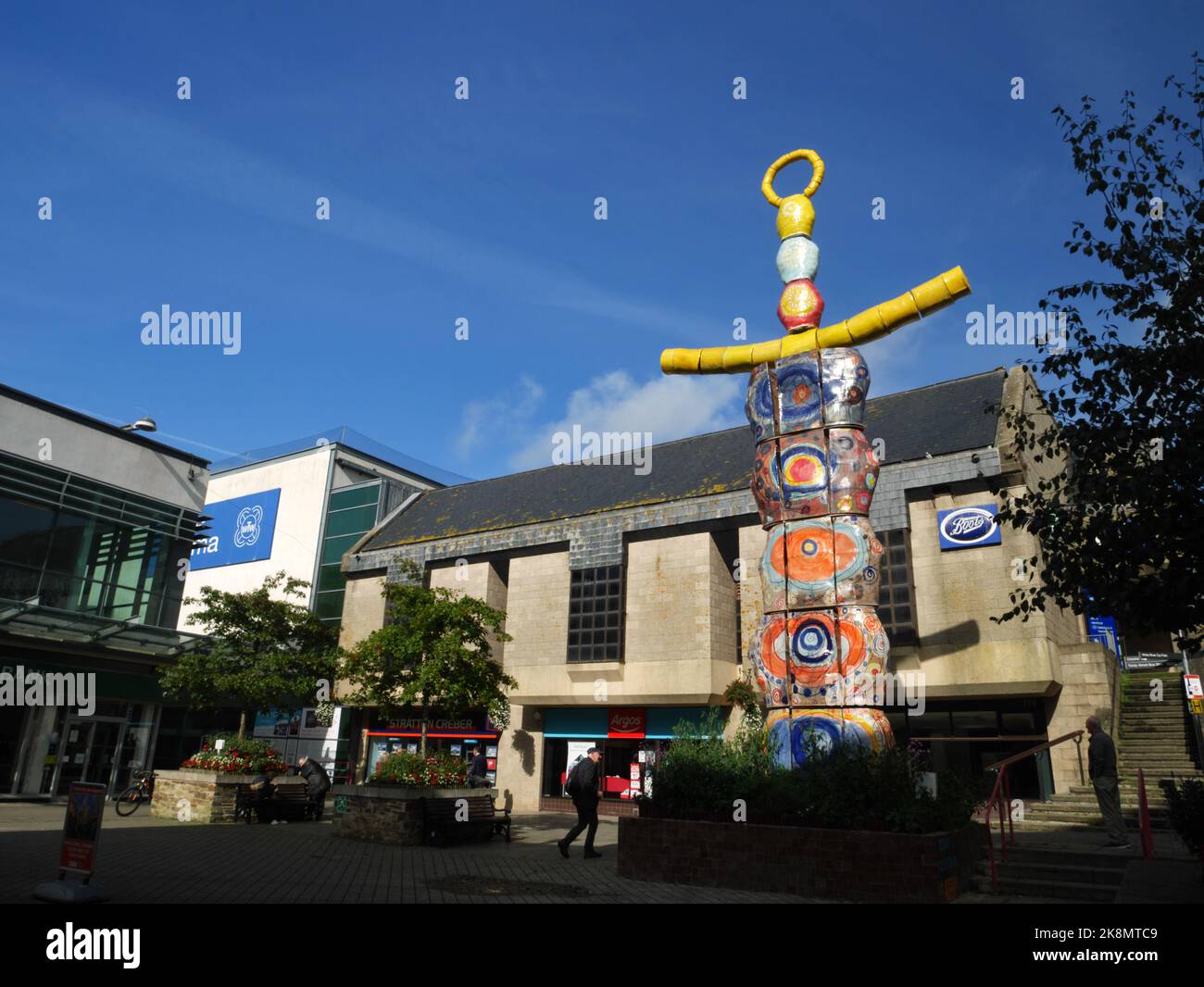 Tallest ceramic sculpture hires stock photography and images Alamy
